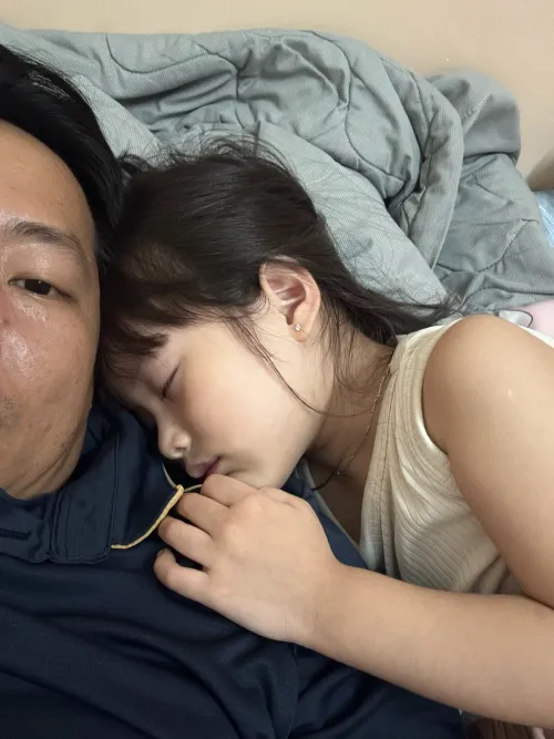 Ảnh ngày 04/11/2025